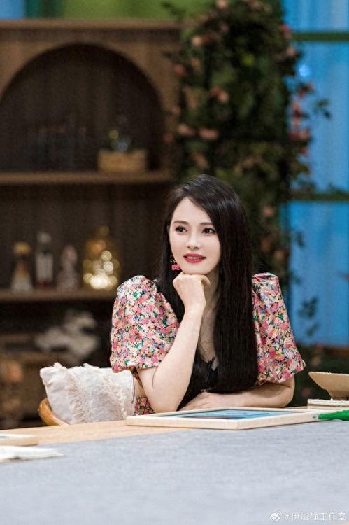 娱乐吃瓜酱40岁,揭秘40岁娱乐圈背后的故事