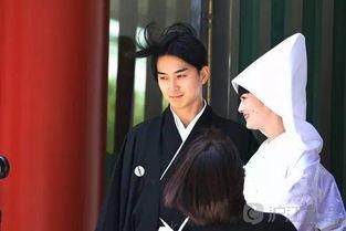 吃瓜娱乐圈最新事件视频,揭秘某明星恋情疑云!