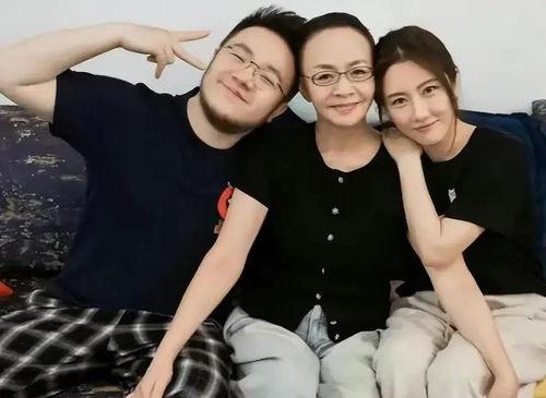 天天吃瓜娱乐八卦图片,揭秘娱乐圈那些事儿