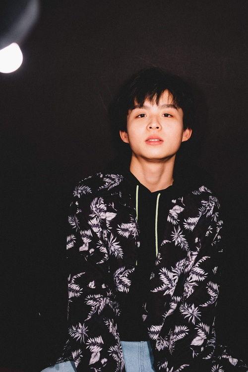 娱乐圈吃瓜专辑图片是谁,明星幕后故事大曝光