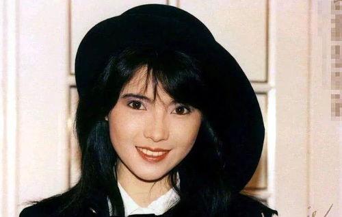 娱乐圈吃瓜大叔,揭秘“吃瓜大叔”的瓜田奇遇